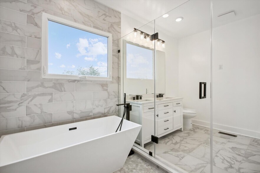 Primary Bathroom - 232 S St NE