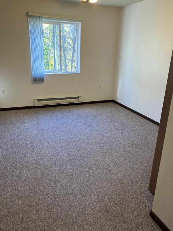 Building Photo - 803 Roundhouse Addition