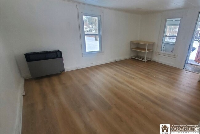 Building Photo - 176.5 Bentley Ave