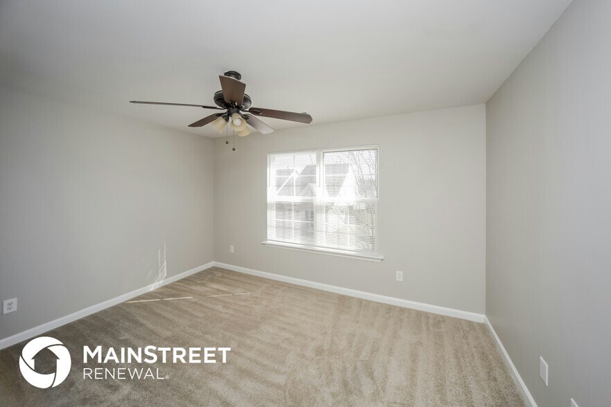 Building Photo - 10216 Sterling Ridge Dr