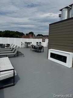 Building Photo - 15 Parkview Ave