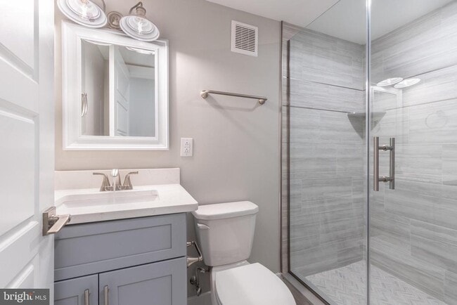 Building Photo - 137 W Huntingdon St