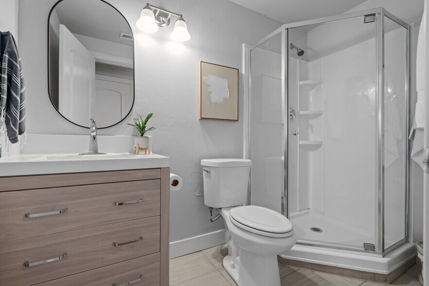 Building Photo - 14549 S Juniper Shade Dr