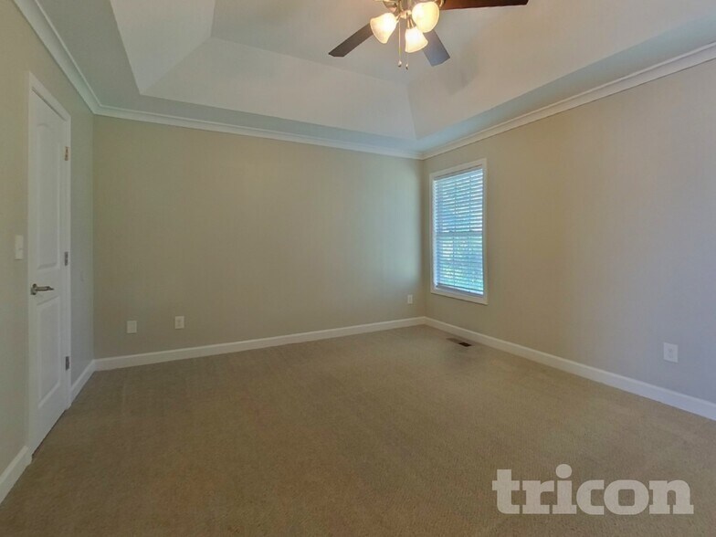 Building Photo - 89 Delane Dr