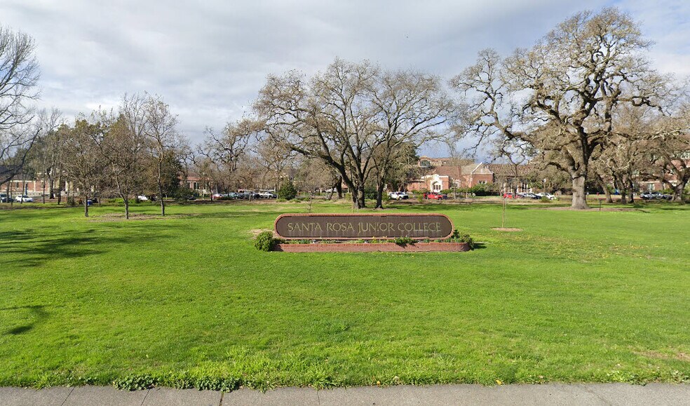 Near JC - 1210 Ripley St