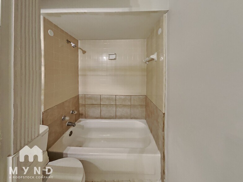 Building Photo - 6726 Beaverlodge Dr