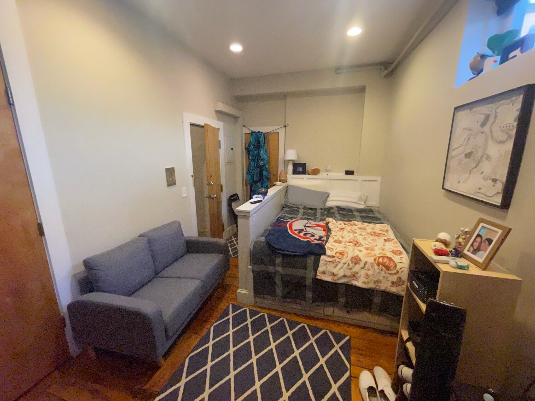 Building Photo - 437 Hanover St