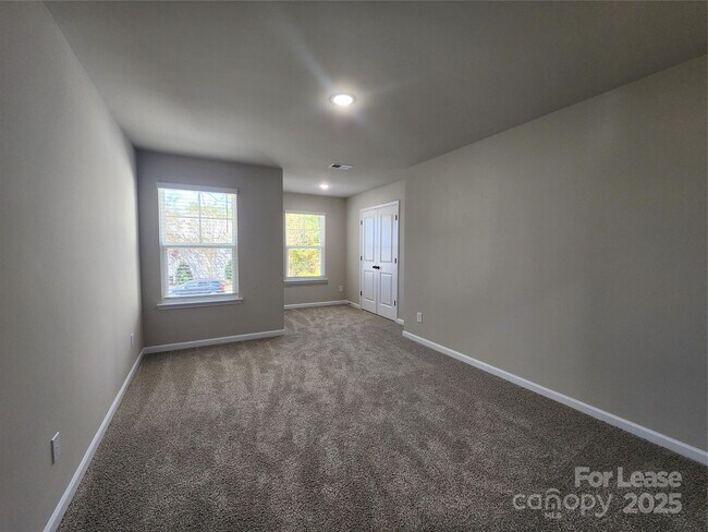 Building Photo - 12526 Susanna Dr