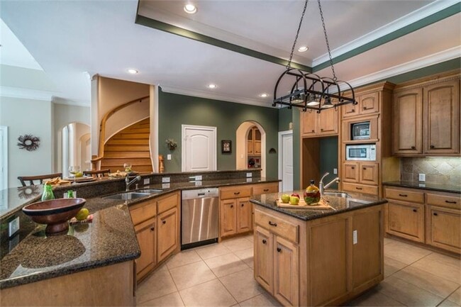 Building Photo - 15306 Coastal Oak Ct