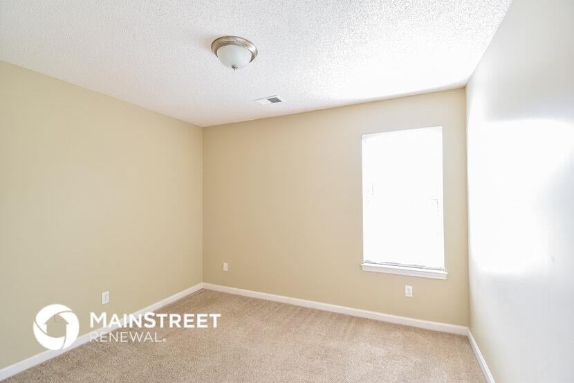 Building Photo - 8878 Little House Cove