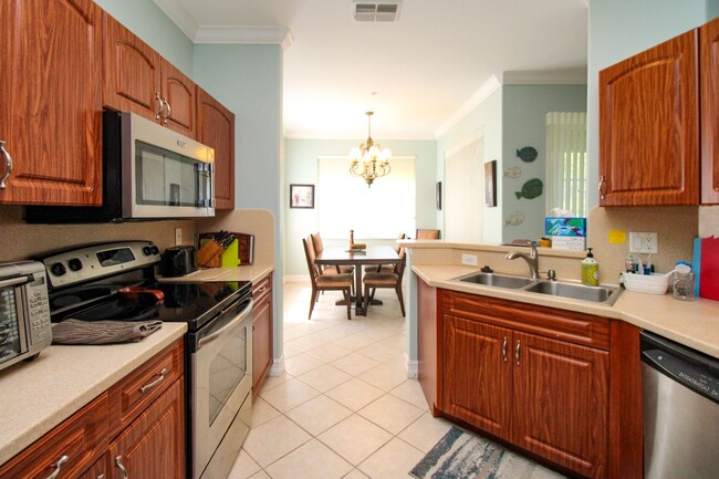 Building Photo - ** 2 PLUS DEN\2 BATH CONDO IN BARBADOS AT ...