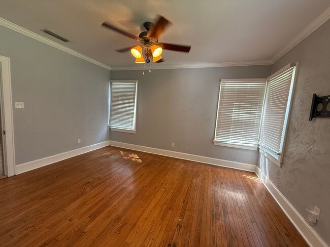 Building Photo - Charming Historic Highland Rental – 3BR, 2...