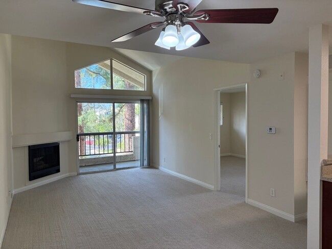 Building Photo - 1 Bedroom Resort Style Living at THE MET! ...