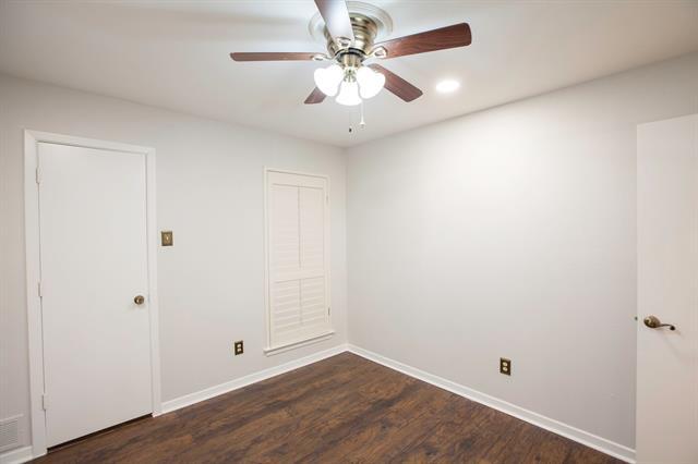 Building Photo - 16114 Shadybank Dr