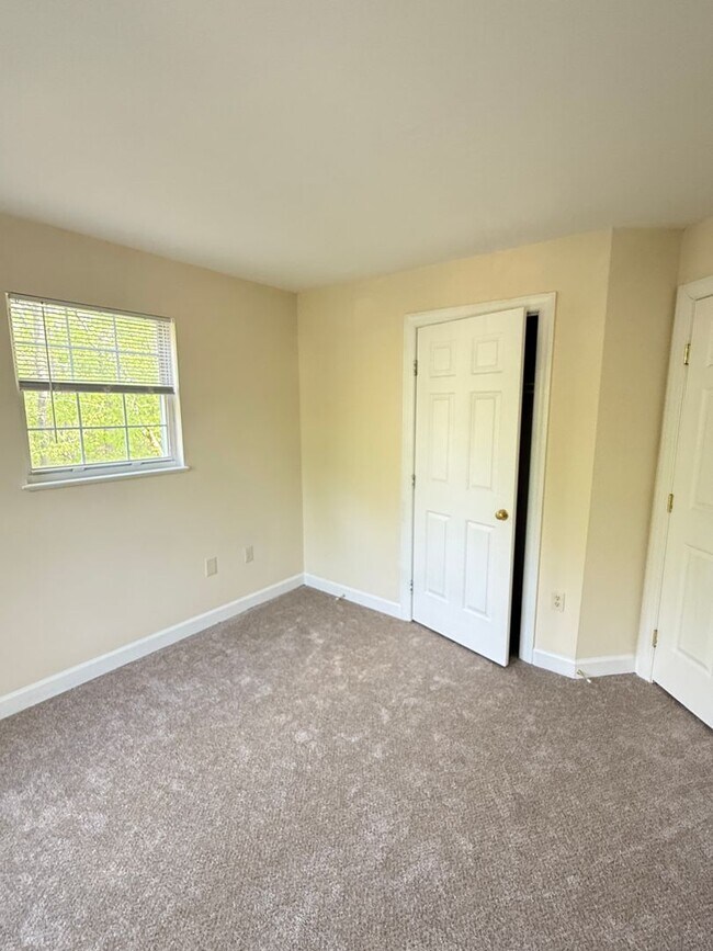 Building Photo - 17301 Pacific Rim Terrace