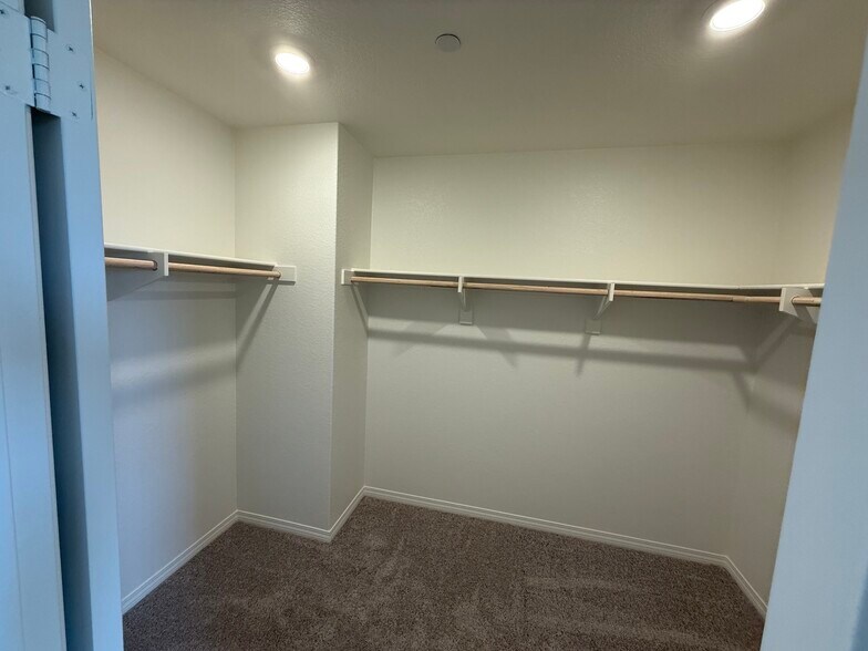 Building Photo - 9683 Manza Ct