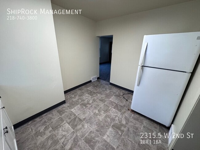 Building Photo - 2315.5 W 2nd St