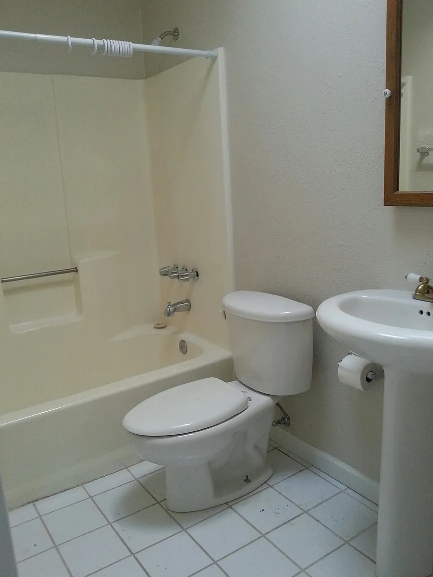 Bathroom - 3646 E Blacklidge Dr