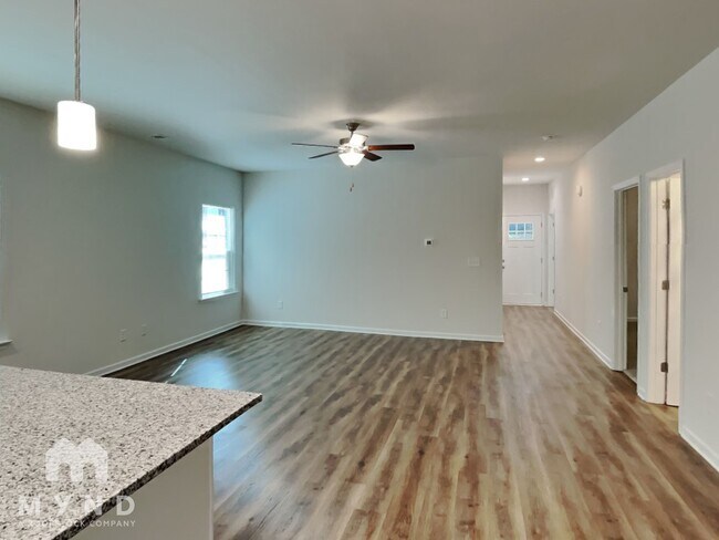 Building Photo - 134 Lauren Ct