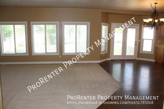 Building Photo - 1757 E 1150 N
