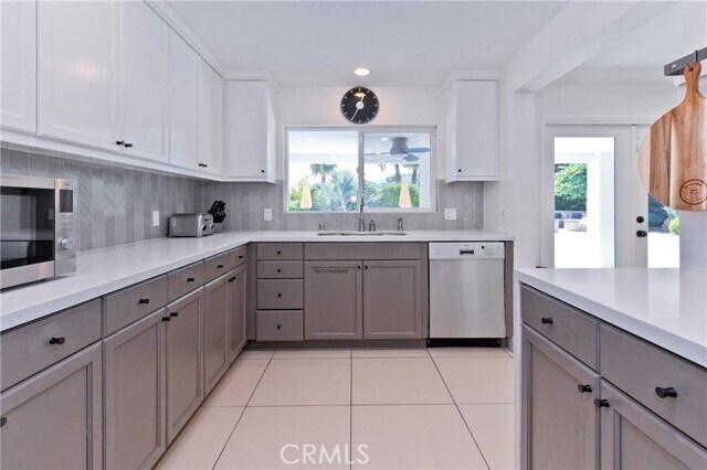 Building Photo - 1057 E Marshall Way