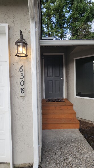 Building Photo - 6308 49th Dr NE