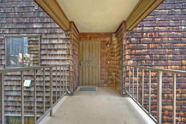 Building Photo - 5780 Friars Rd