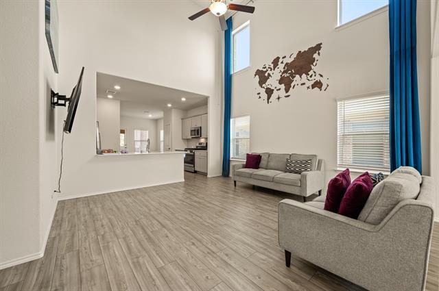 Building Photo - 2333 Copal Dr