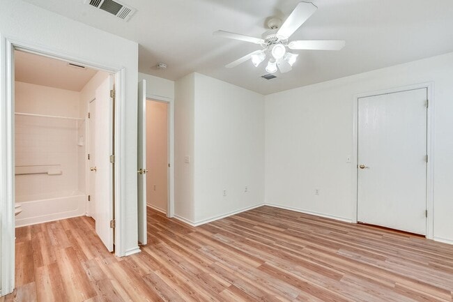 Building Photo - 1505 Strickland Dr