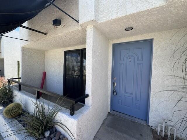 Building Photo - 45450 Sunrise Ln