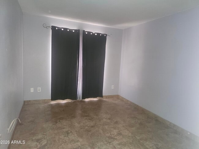 Building Photo - 3119 W Cochise Dr