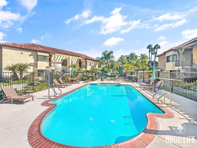 Building Photo - Beautiful 2BD/2BA Condo W/ Reserved Parkin...