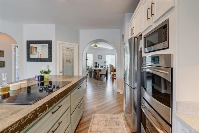 Building Photo - 14947 Moonglow Dr