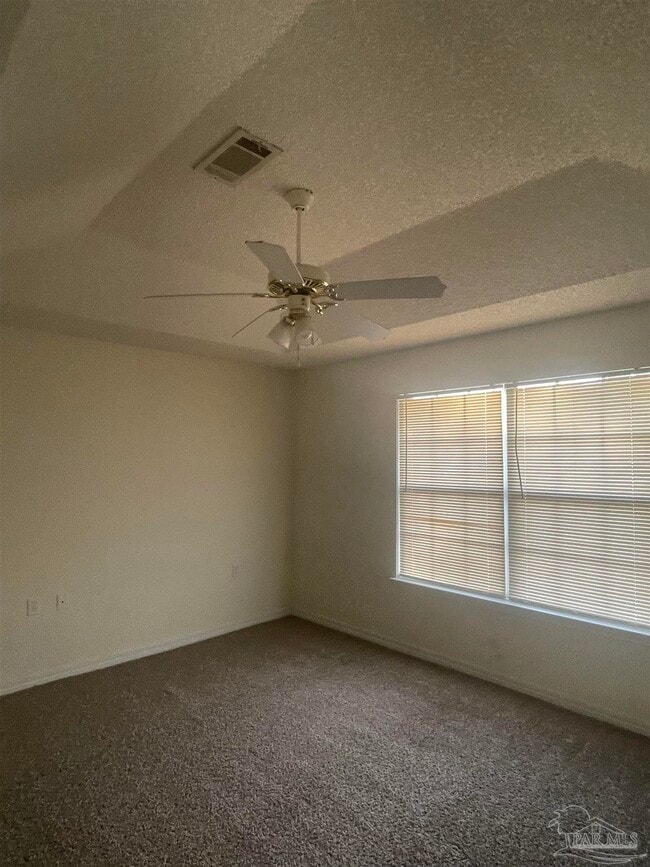 Building Photo - 208 Darrah Cir