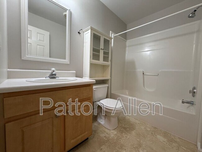 Building Photo - 18 Meadowview Terrace