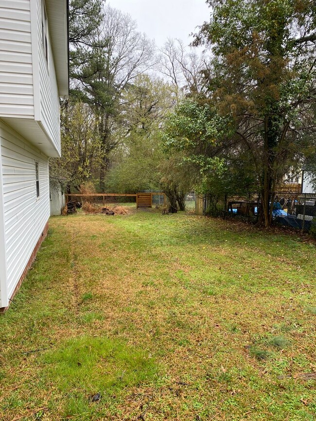 Building Photo - Cute 1-bedroom apartment in Carrboro