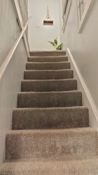 Building Photo - 2031 S Langley St