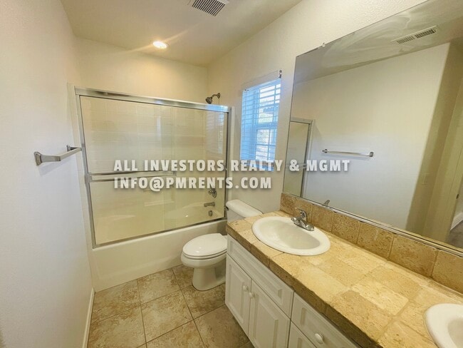Building Photo - 5554 Nanday Ct