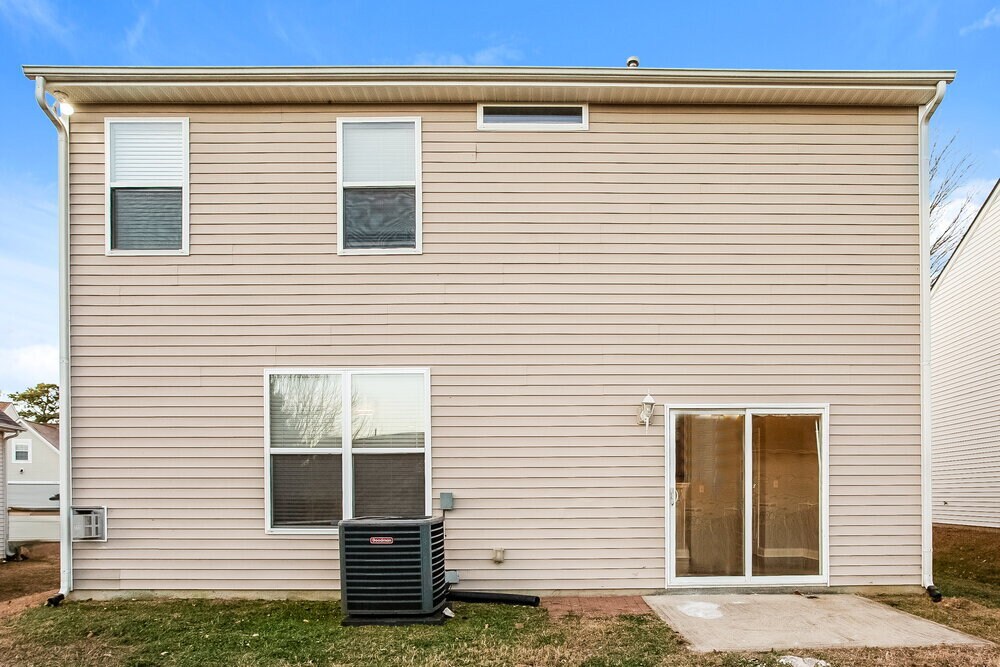 Building Photo - 7035 Winding Cedar Tr