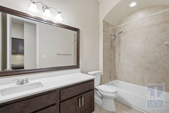 Building Photo - 3805 Hidden Harbor Dr