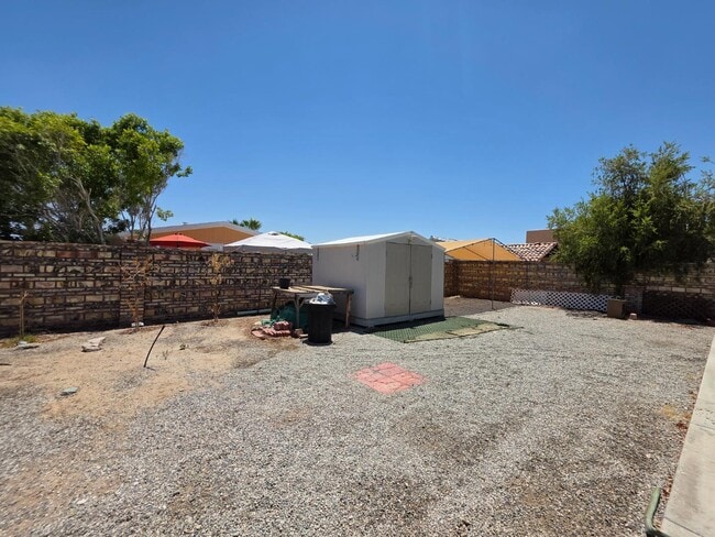 Building Photo - 13525 E 52nd St