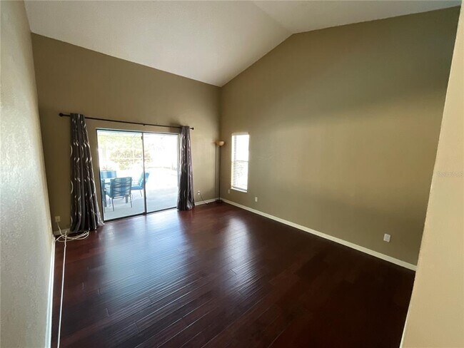 Building Photo - 1349 Hillside Dr