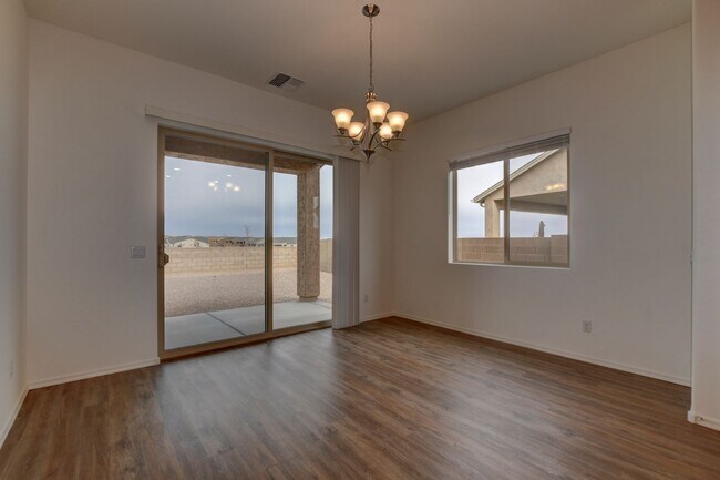 Building Photo - Spacious 3 Bedroom, 2 Bathroom Home in Granville
