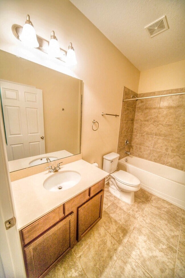 Building Photo - Great Rental in Kingsmill!