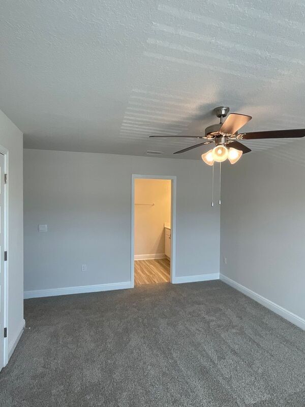 Building Photo - 5718 Stellarjay St