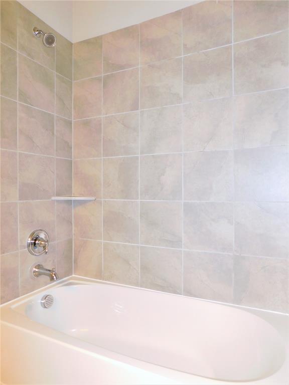 Building Photo - 5520 Liberty Dr