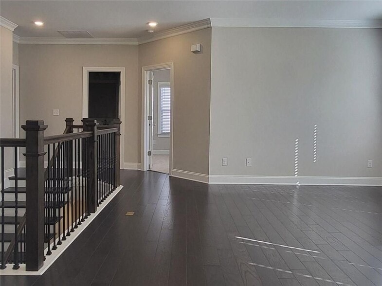 Building Photo - 4780 Westoak Ct