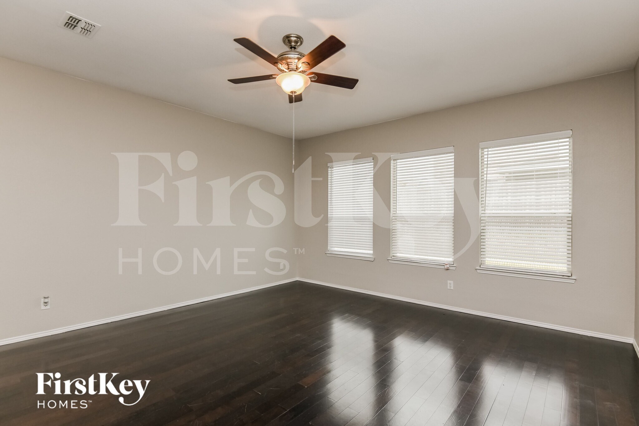 Building Photo - 10408 Bradshaw Dr