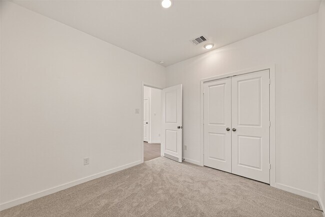 Building Photo - 2511 American Ruby Dr