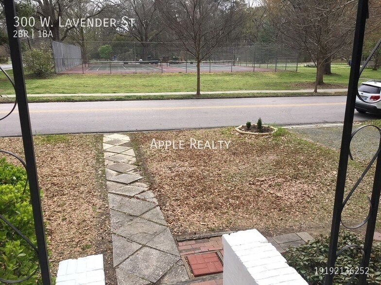 Building Photo - 300 W Lavender Ave